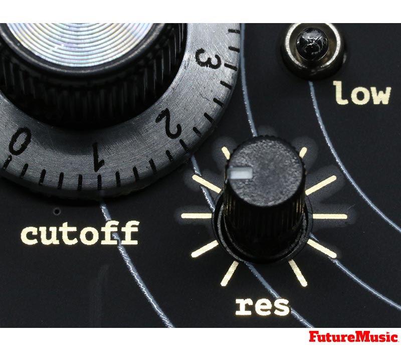 Eowave Quadrantid Swarm Review by FutureMusic - Filter Cutoff Macro -Copyright 2020 FutureMusic