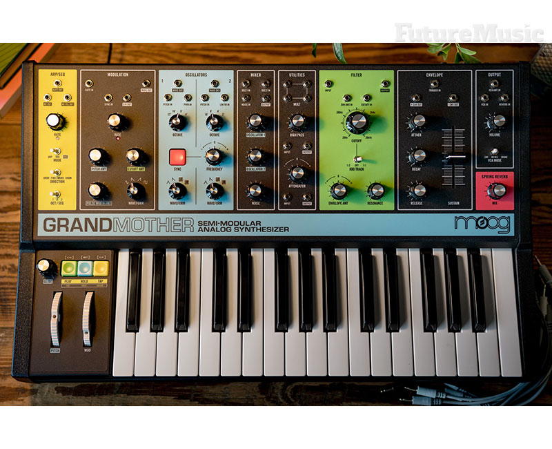 Moog-Grandmother-Analog-Synth-FutureMusic