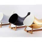 en&is Debuts MegaPhone – Passive Ceramic iPhone Dock