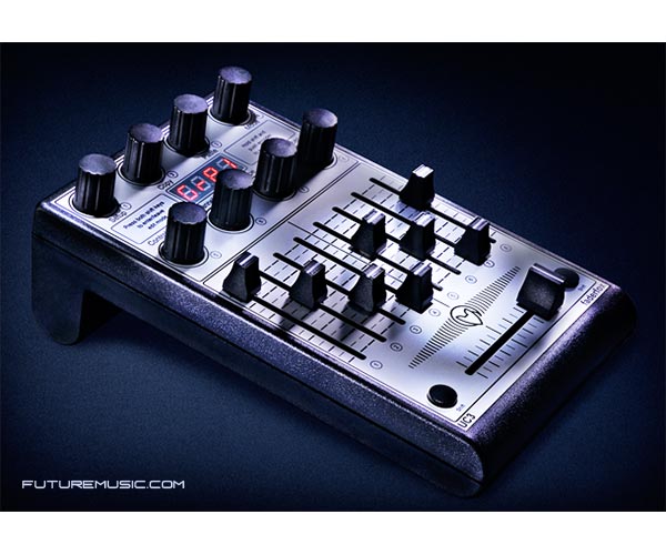 Faderfox Debuts UC3 – Compact MIDI Controller