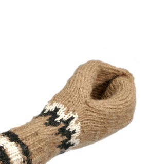 Weekend Fun: The Skuuzi Beer Bottle Mitten